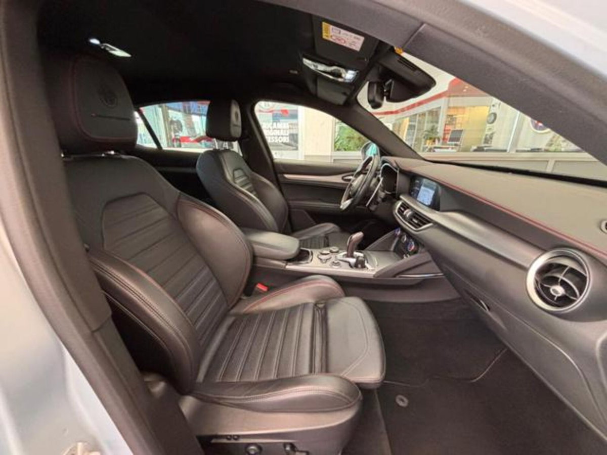 Alfa Romeo Stelvio Stelvio 2.2 Turbodiesel 210 CV AT8 Q4 GT Junior (11)