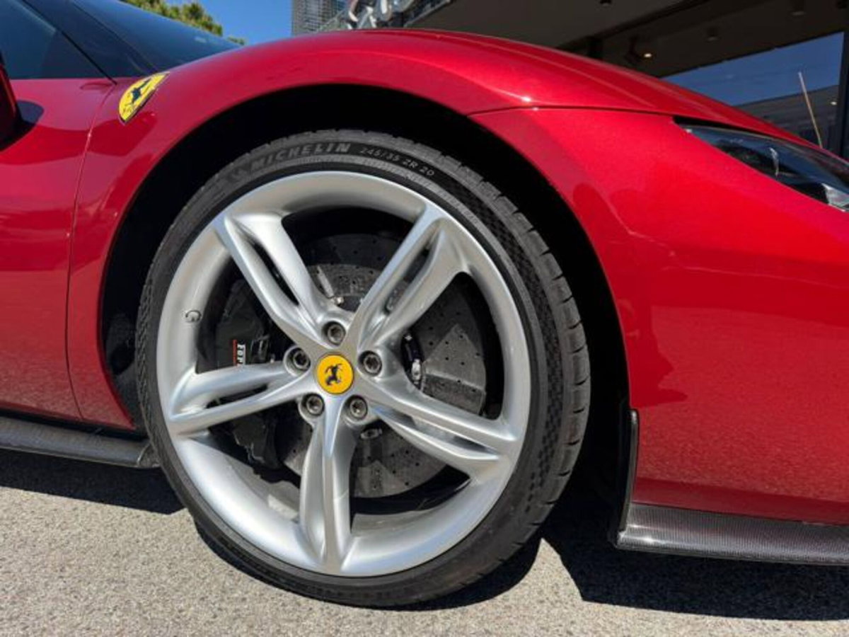 Ferrari 296 Coupé 3.0 GTB (6)