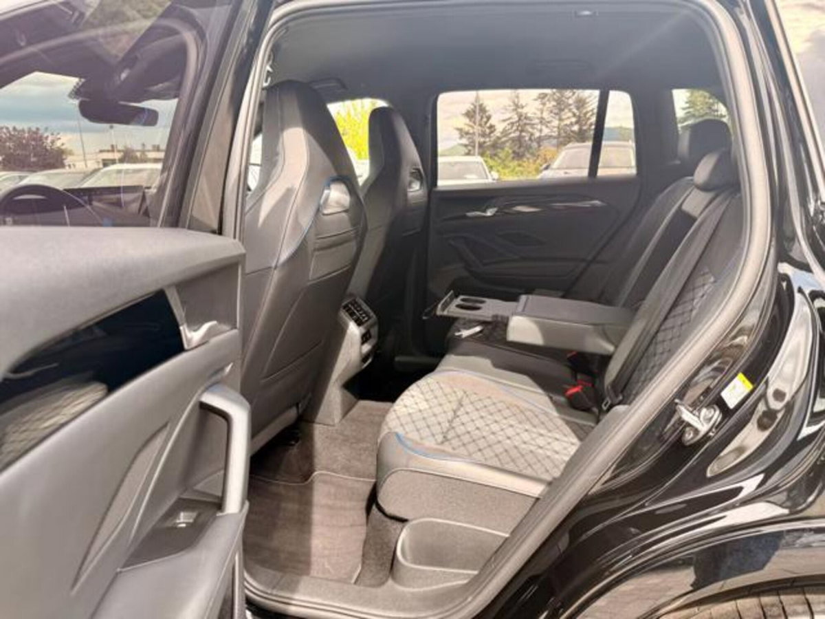 Volkswagen Tiguan Allspace 2.0 tdi R-Line 150cv dsg (8)