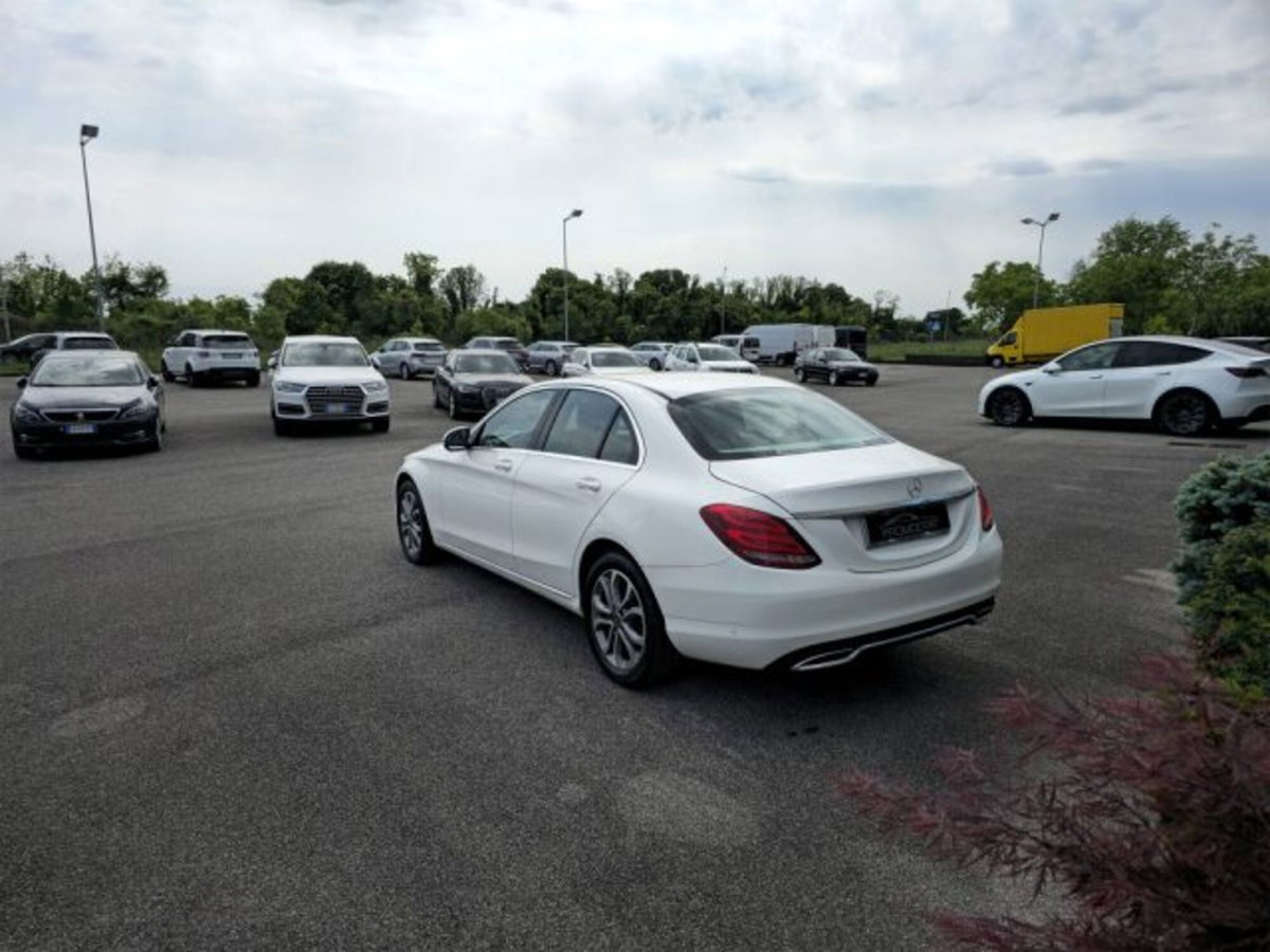 Mercedes-Benz Classe C 200 Sport (5)