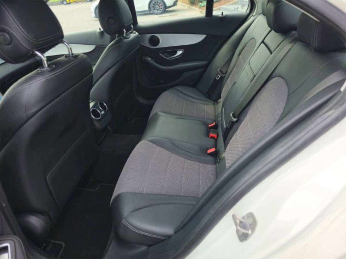 Mercedes-Benz Classe C 200 Sport (8)