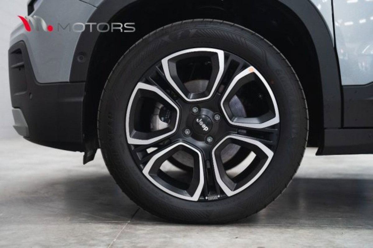 Jeep Avenger 1.2 turbo Summit fwd 100cv (6)