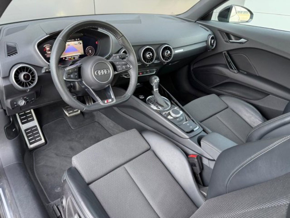 Audi TT Coupé Coupe 45 2.0 tfsi quattro s-tronic (12)