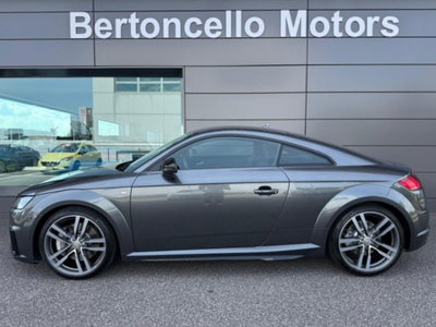 Audi TT Coupé Coupe 45 2.0 tfsi quattro s-tronic (3)