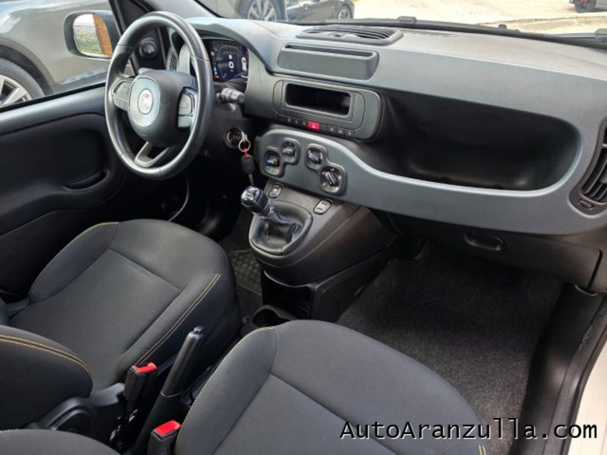 Fiat Panda 1.0 firefly hybrid s&s 70cv (8)