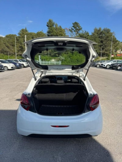 Peugeot 208 75 5 porte Active (14)