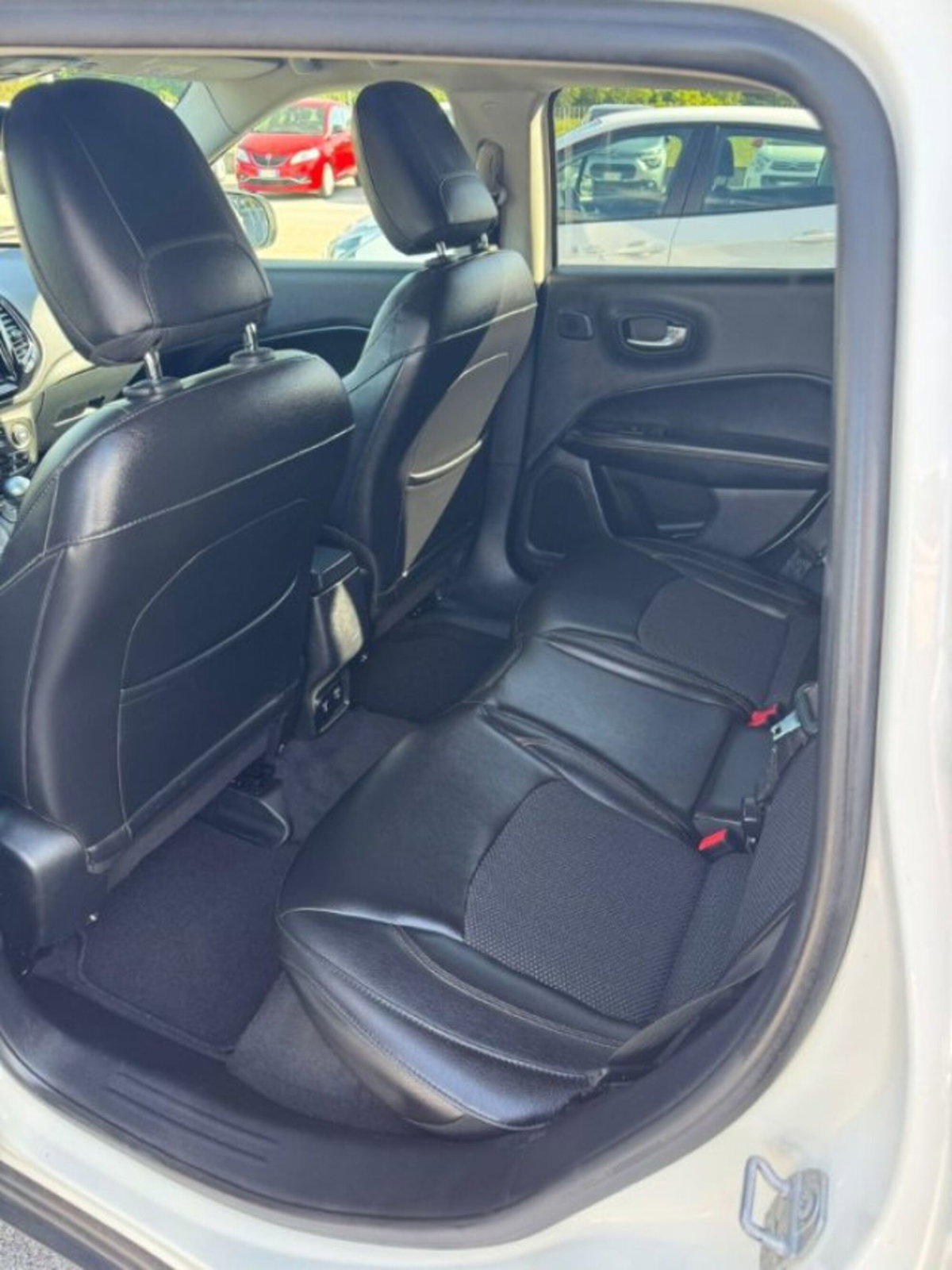 Jeep Compass 2.0 Multijet II aut. 4WD Limited (6)