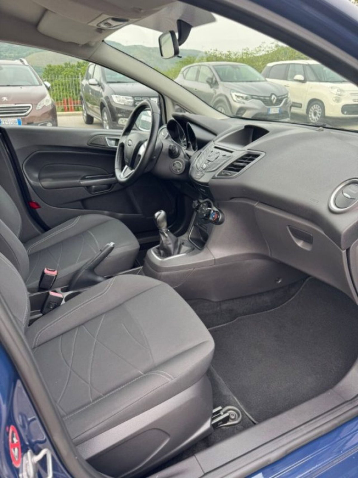 Ford Fiesta 1.6 TDCi 95 CV 5p. Titanium (10)