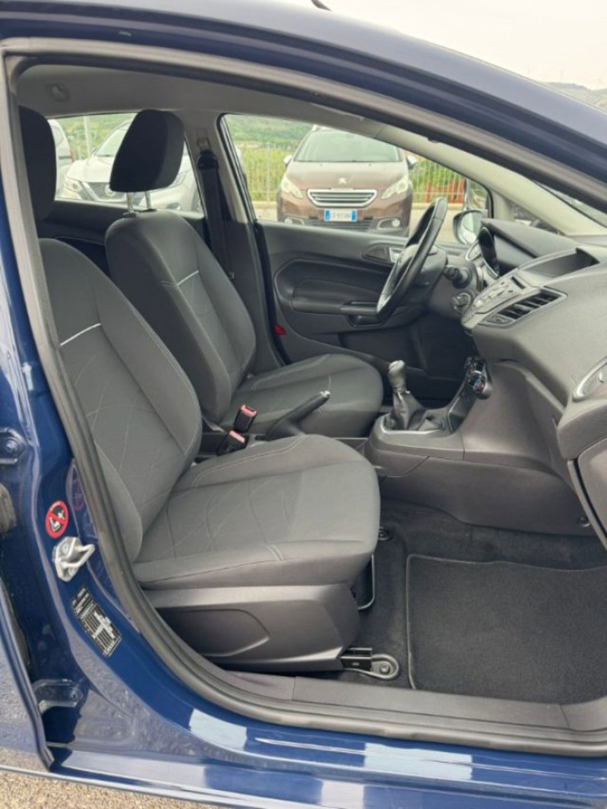 Ford Fiesta 1.6 TDCi 95 CV 5p. Titanium (9)
