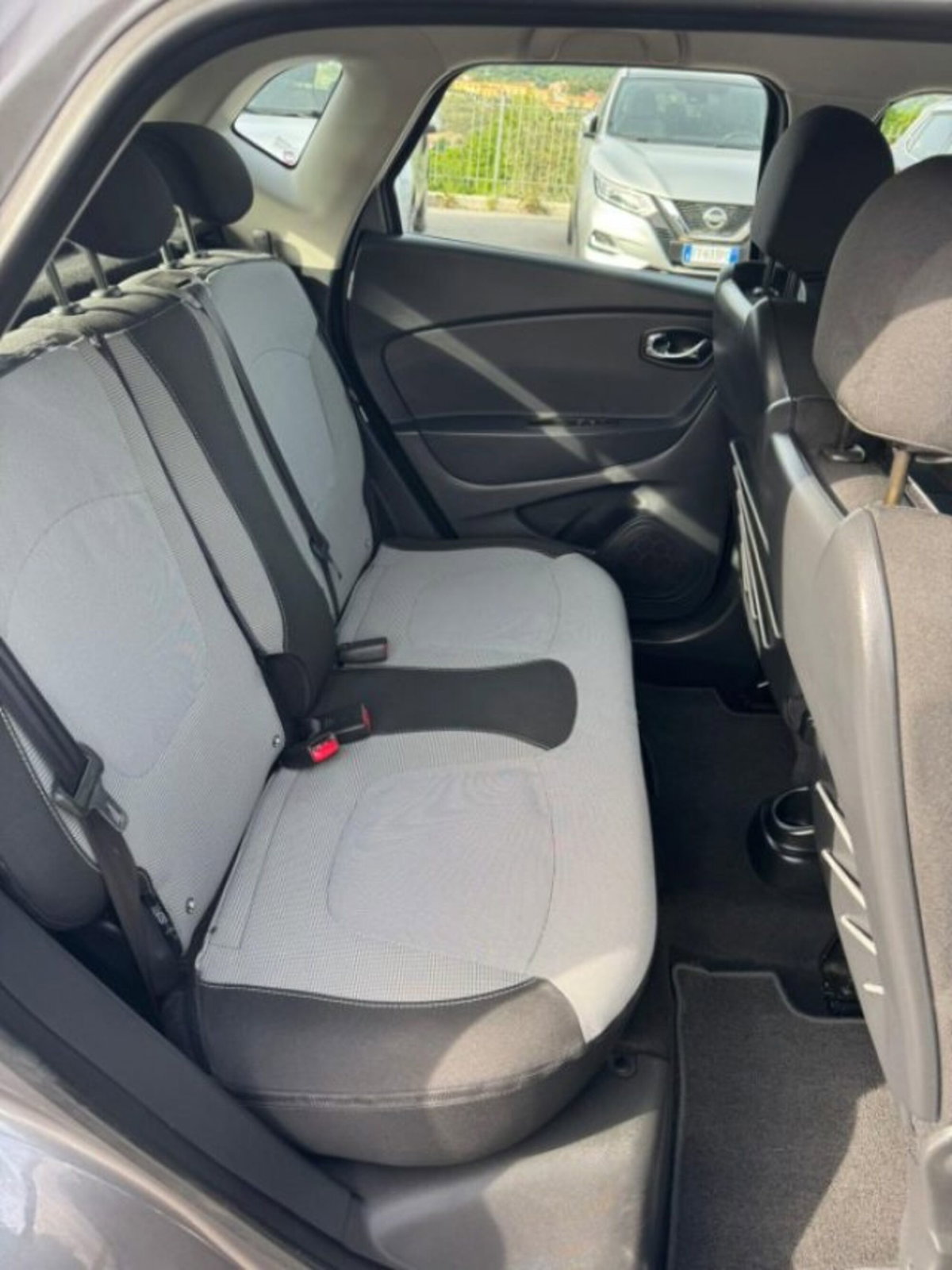 Renault Captur dCi 8V 90 CV Start&Stop Energy Intens (5)
