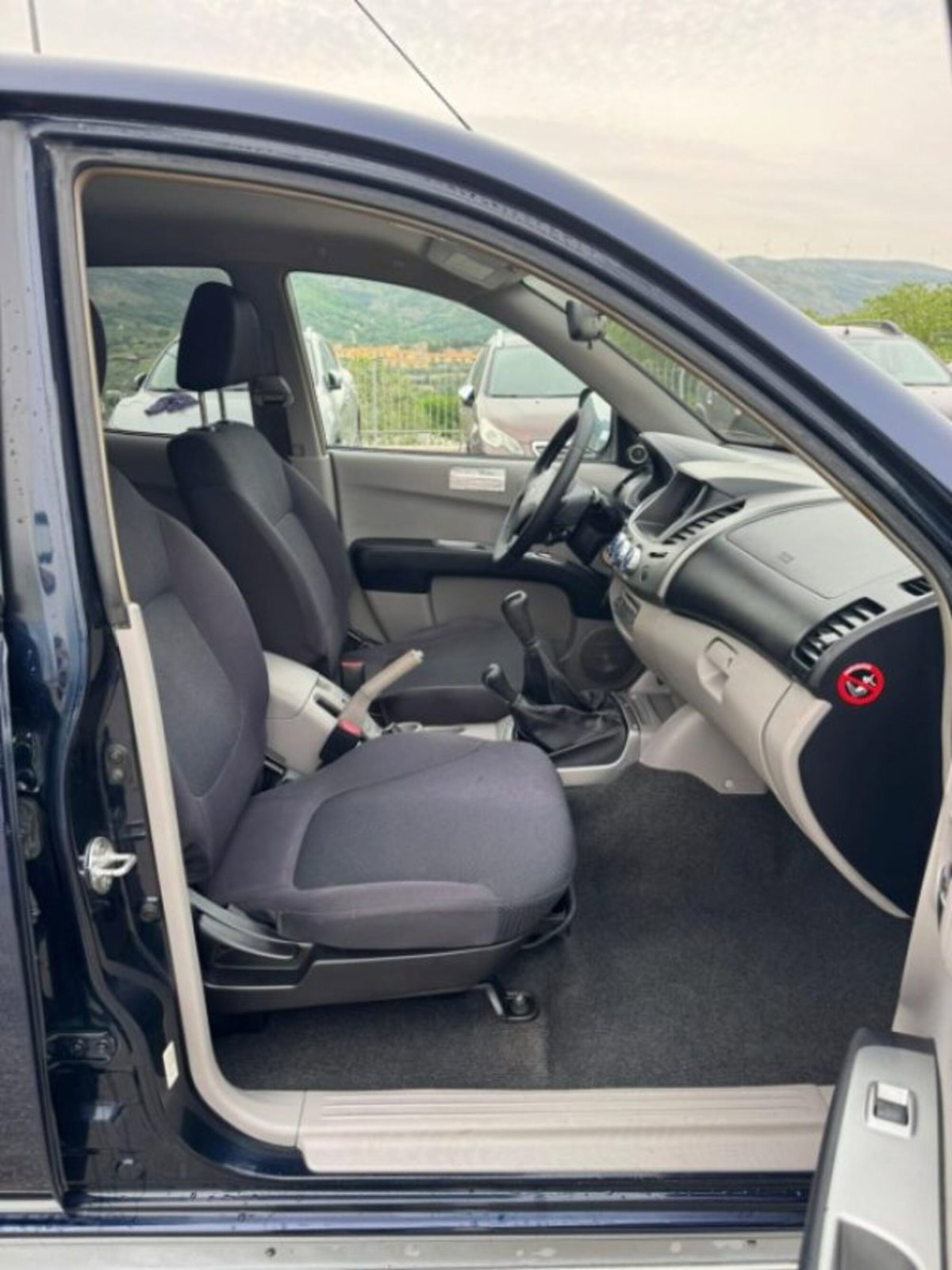 Mitsubishi L200 2.5 DI-D/136CV Double Cab Insport (15)