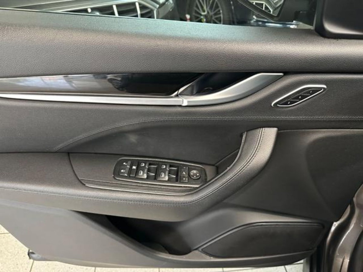 Maserati Levante Levante V6 Diesel 275 CV AWD (17)