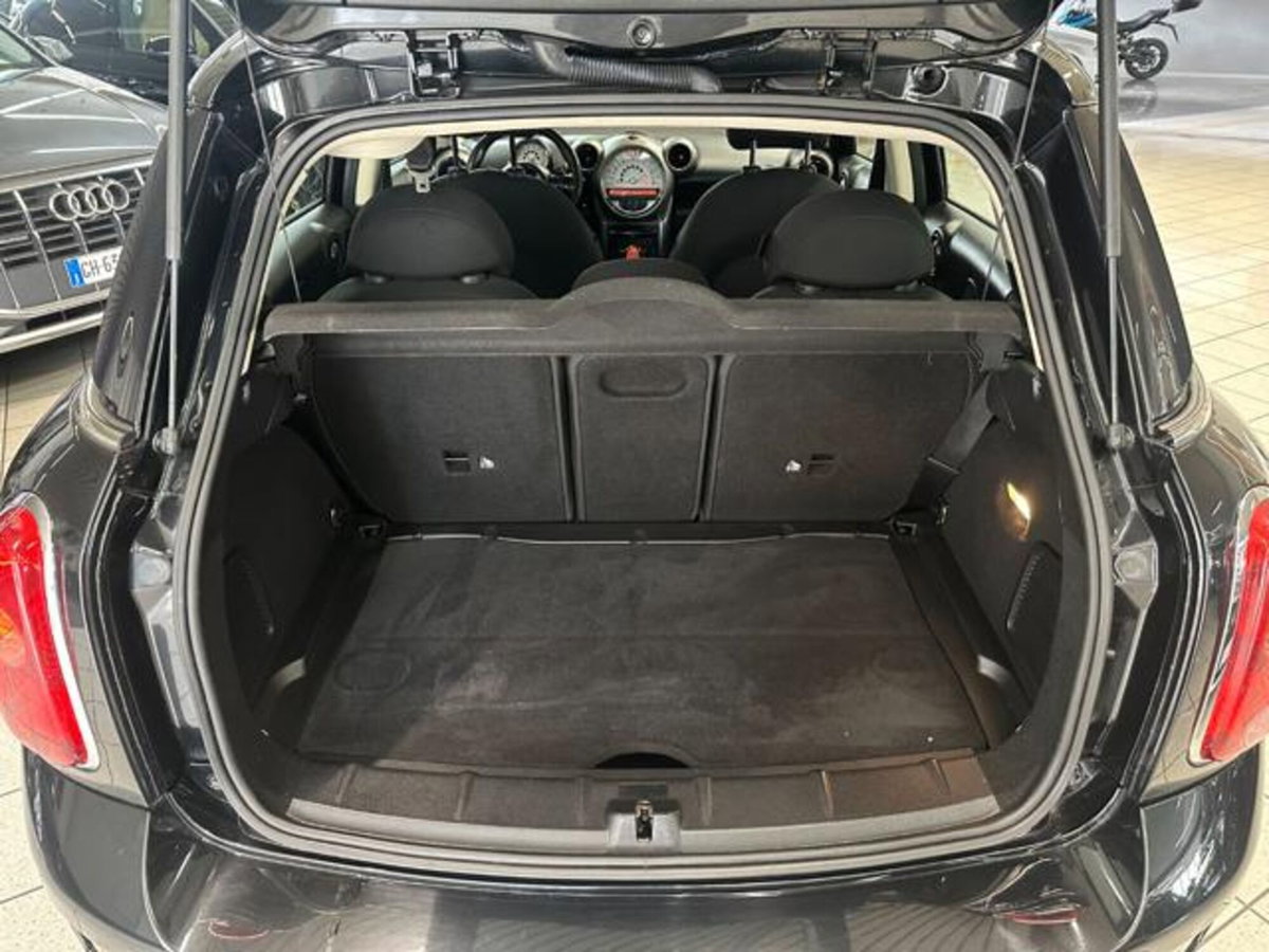 MINI Mini Countryman 2.0 Cooper SD Countryman (15)