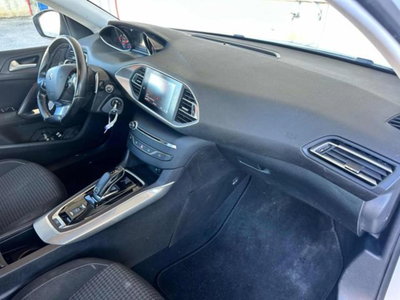Peugeot 308 SW BlueHDi 130 S&S EAT8 Active Business (11)