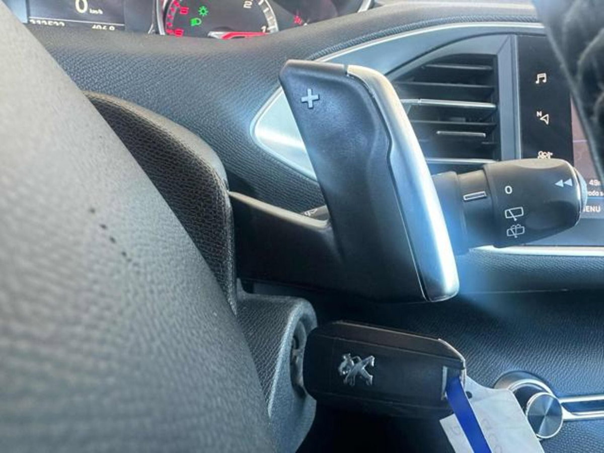 Peugeot 308 SW BlueHDi 130 S&S EAT8 Active Business (15)
