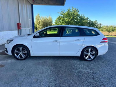 Peugeot 308 SW BlueHDi 130 S&S EAT8 Active Business (4)