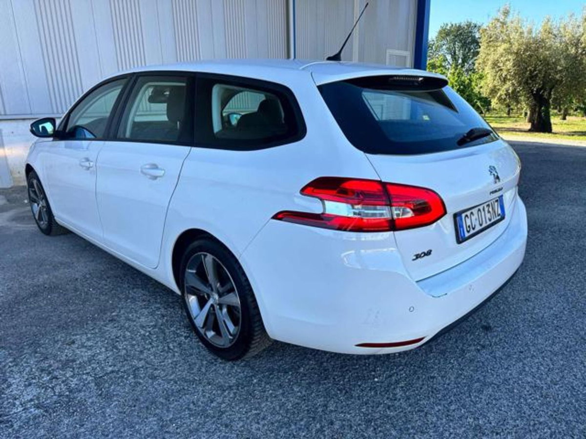 Peugeot 308 SW BlueHDi 130 S&S EAT8 Active Business (6)