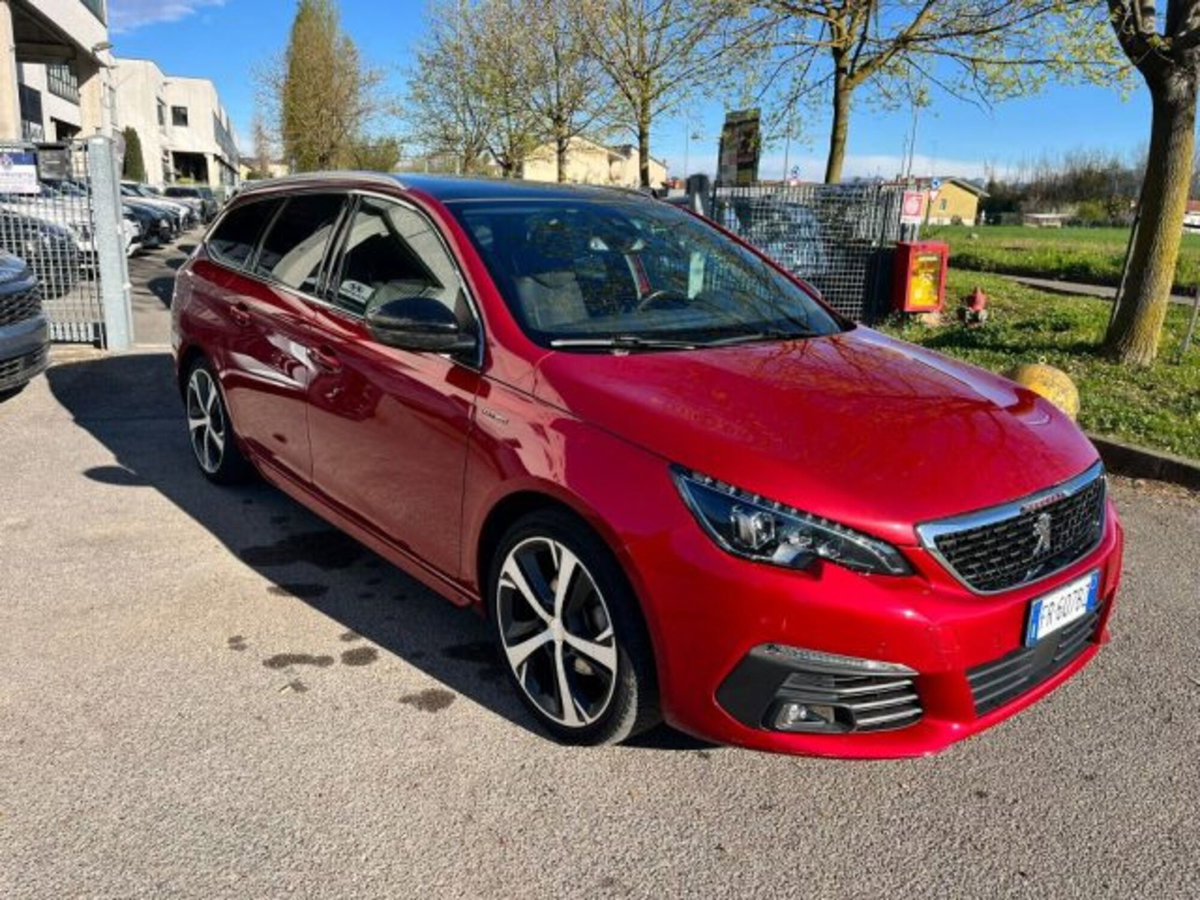 Peugeot 308 SW BlueHDi 130 S&S EAT8 GT Line (6)