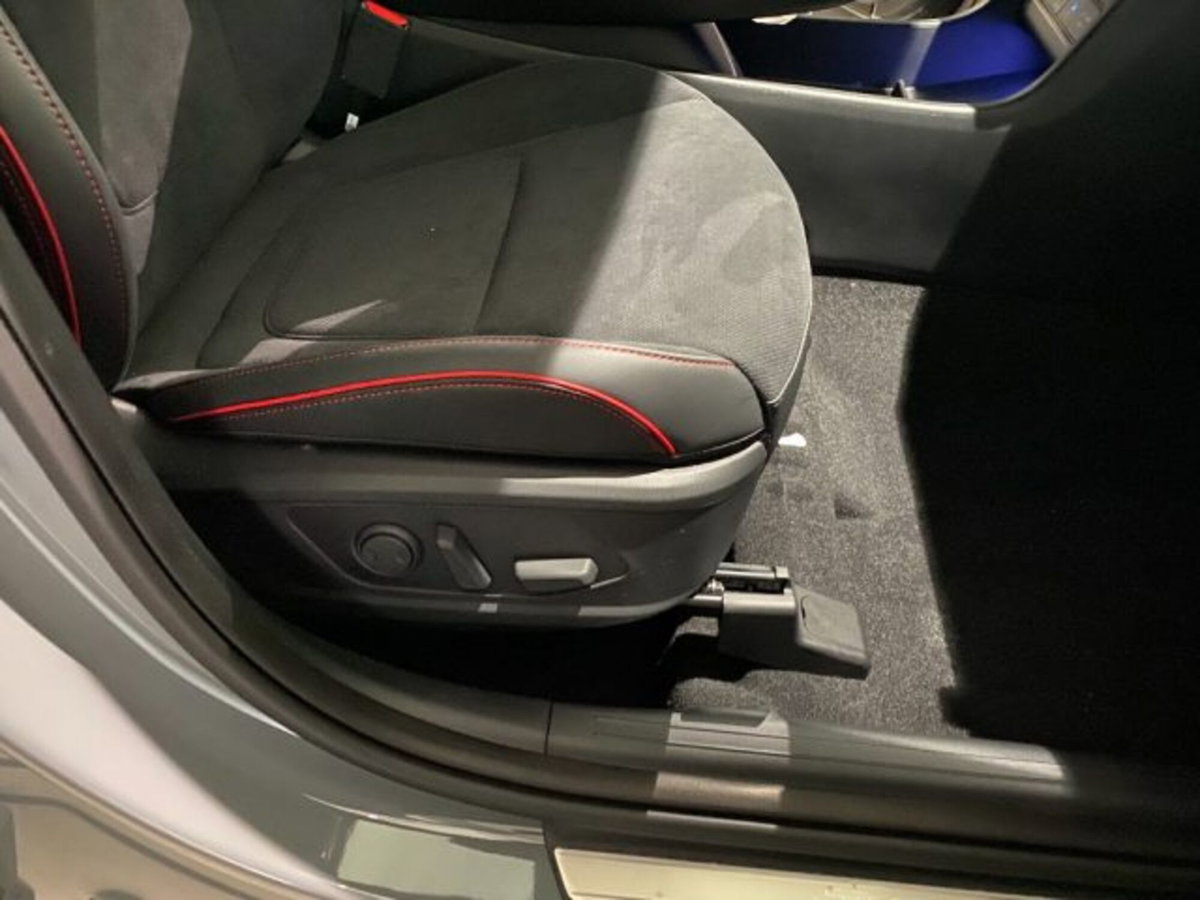 Hyundai Tucson 1.6 GDI N Line (11)