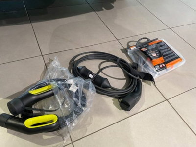 Lynk & Co 01 01 1.5 td phev (10)