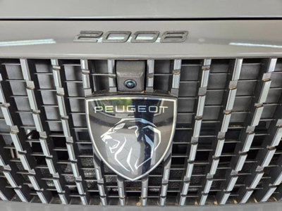 Peugeot 2008 PureTech 100 S&S Allure (10)