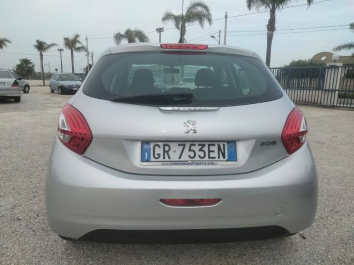 Peugeot 208 HDi 68 CV 5 porte Active (2)