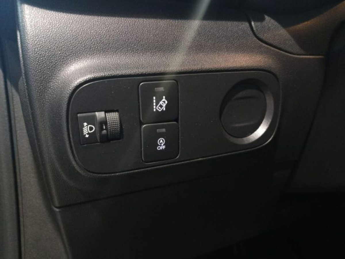 Citroen C3 PureTech 83 S&S Feel (13)