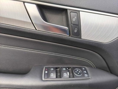 Mercedes-Benz Classe E Cabrio 220 BlueTEC Cabrio Sport (19)