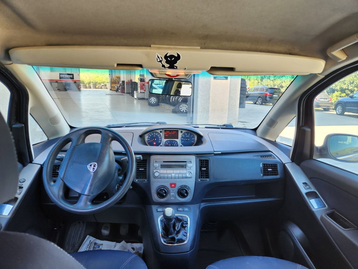 Lancia Musa 1.3 Multijet 16V 70 CV Argento (13)