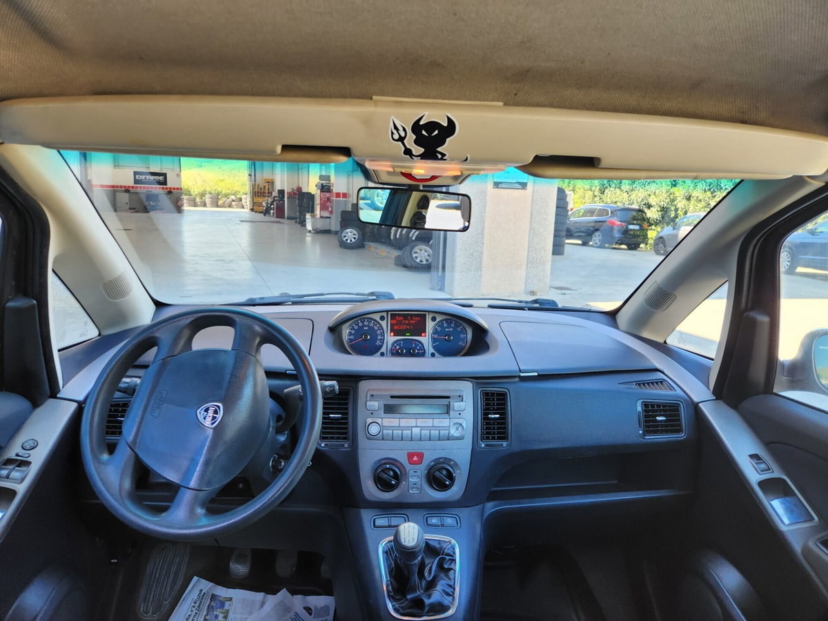Lancia Musa 1.3 Multijet 16V 70 CV Argento (14)