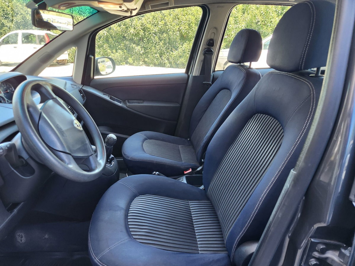 Lancia Musa 1.3 Multijet 16V 70 CV Argento (19)