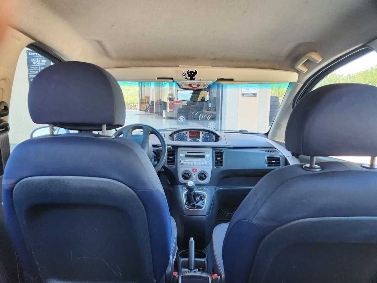 Lancia Musa 1.3 Multijet 16V 70 CV Argento (9)