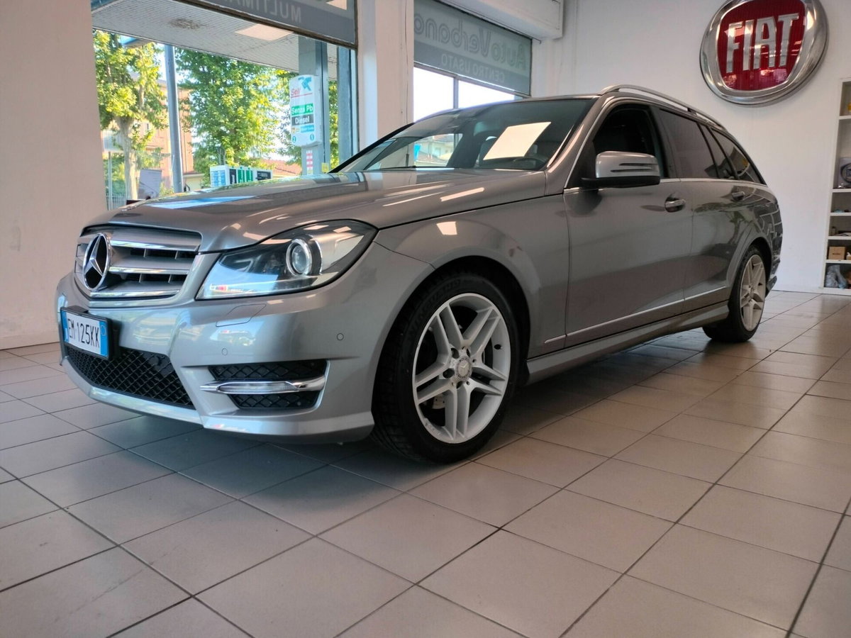Mercedes-Benz Classe C Station Wagon 200 BlueEFFICIENCY Avantgarde (13)