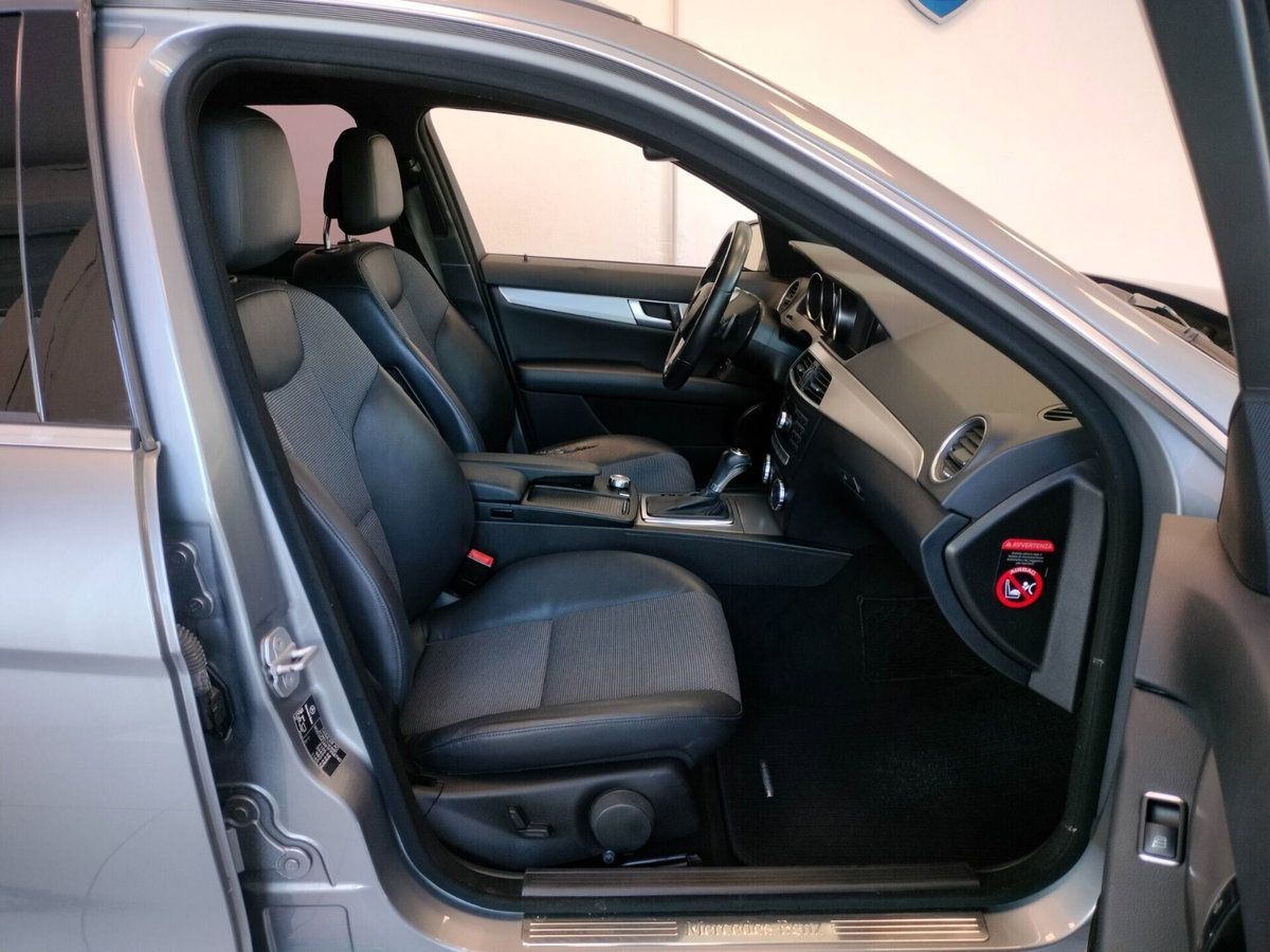 Mercedes-Benz Classe C Station Wagon 200 BlueEFFICIENCY Avantgarde (9)