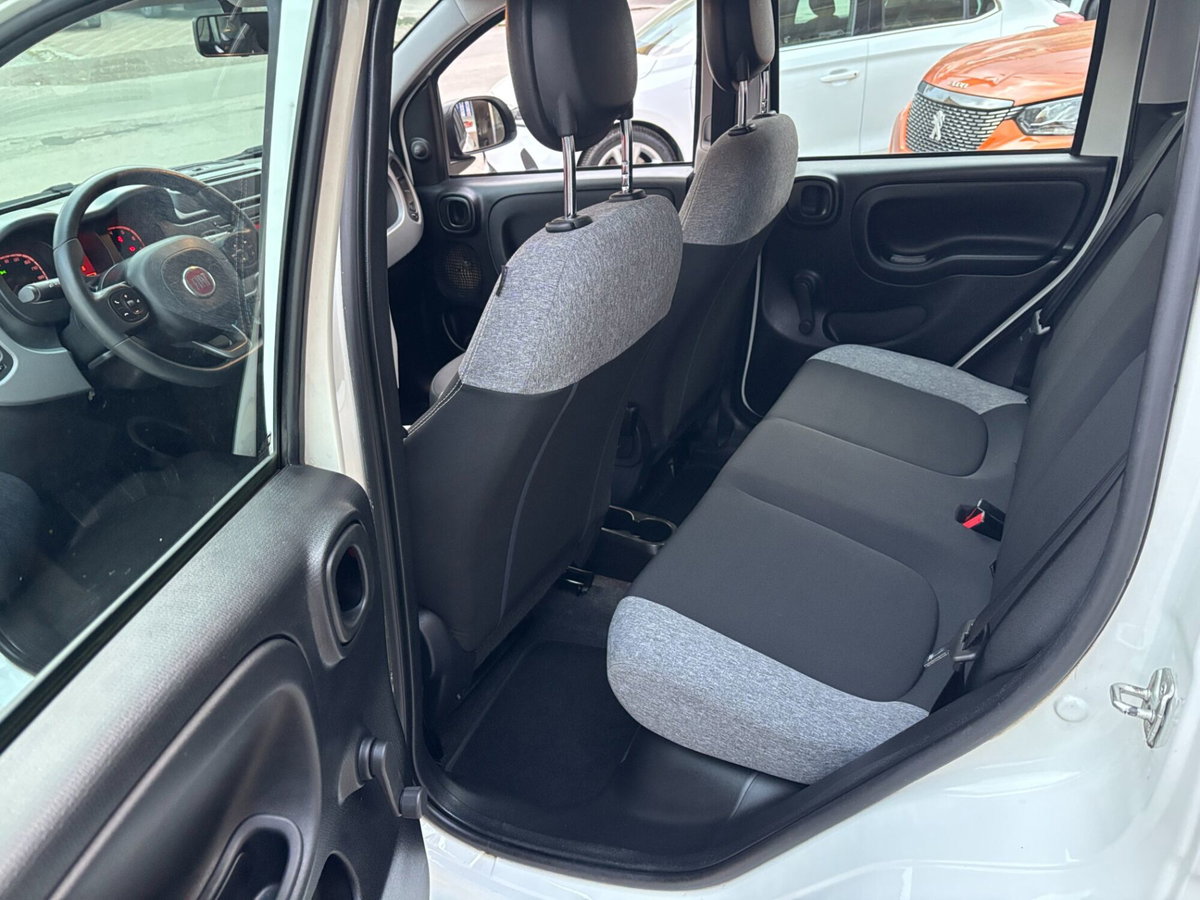 Fiat Panda 1.0 FireFly S&S Hybrid City Life (10)
