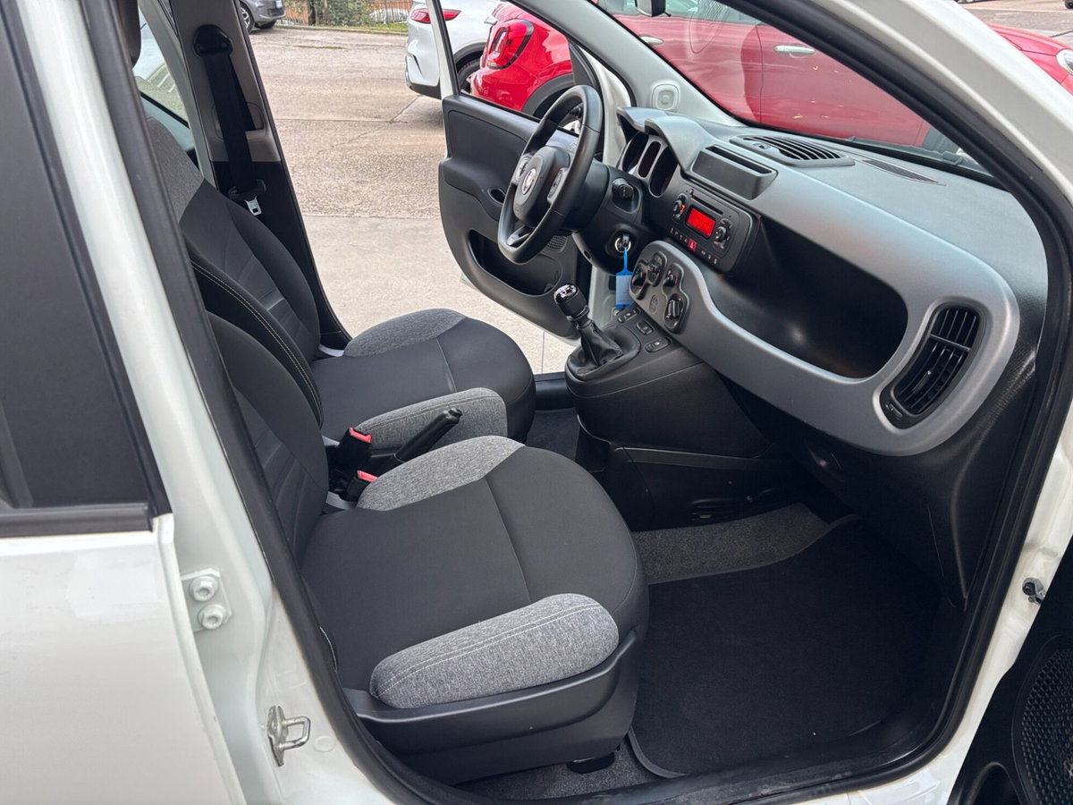 Fiat Panda 1.0 FireFly S&S Hybrid City Life (14)