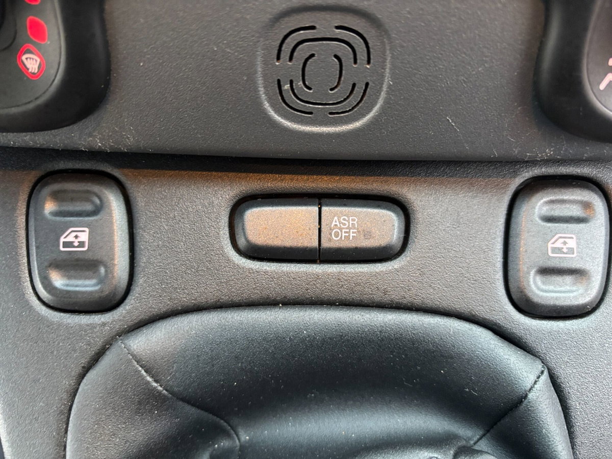 Fiat Panda 1.0 FireFly S&S Hybrid City Life (17)