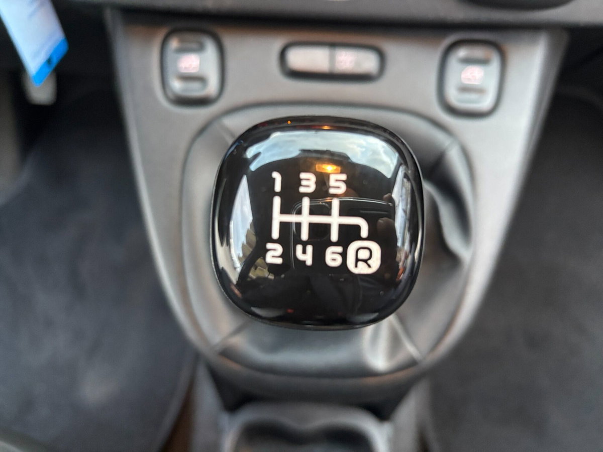 Fiat Panda 1.0 FireFly S&S Hybrid City Life (18)