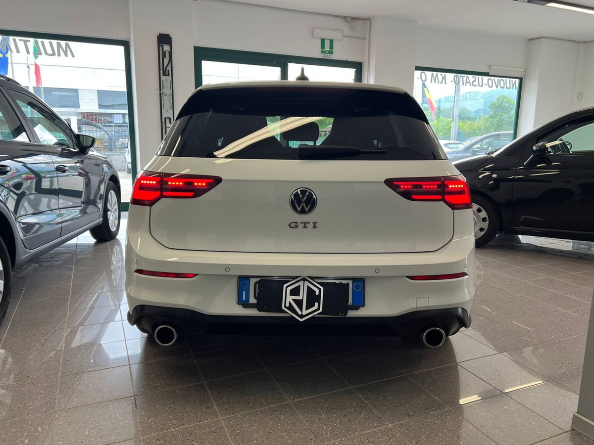 Volkswagen Golf GTI 2.0 TSI TCR DSG 5p. BlueMotion Technology (4)