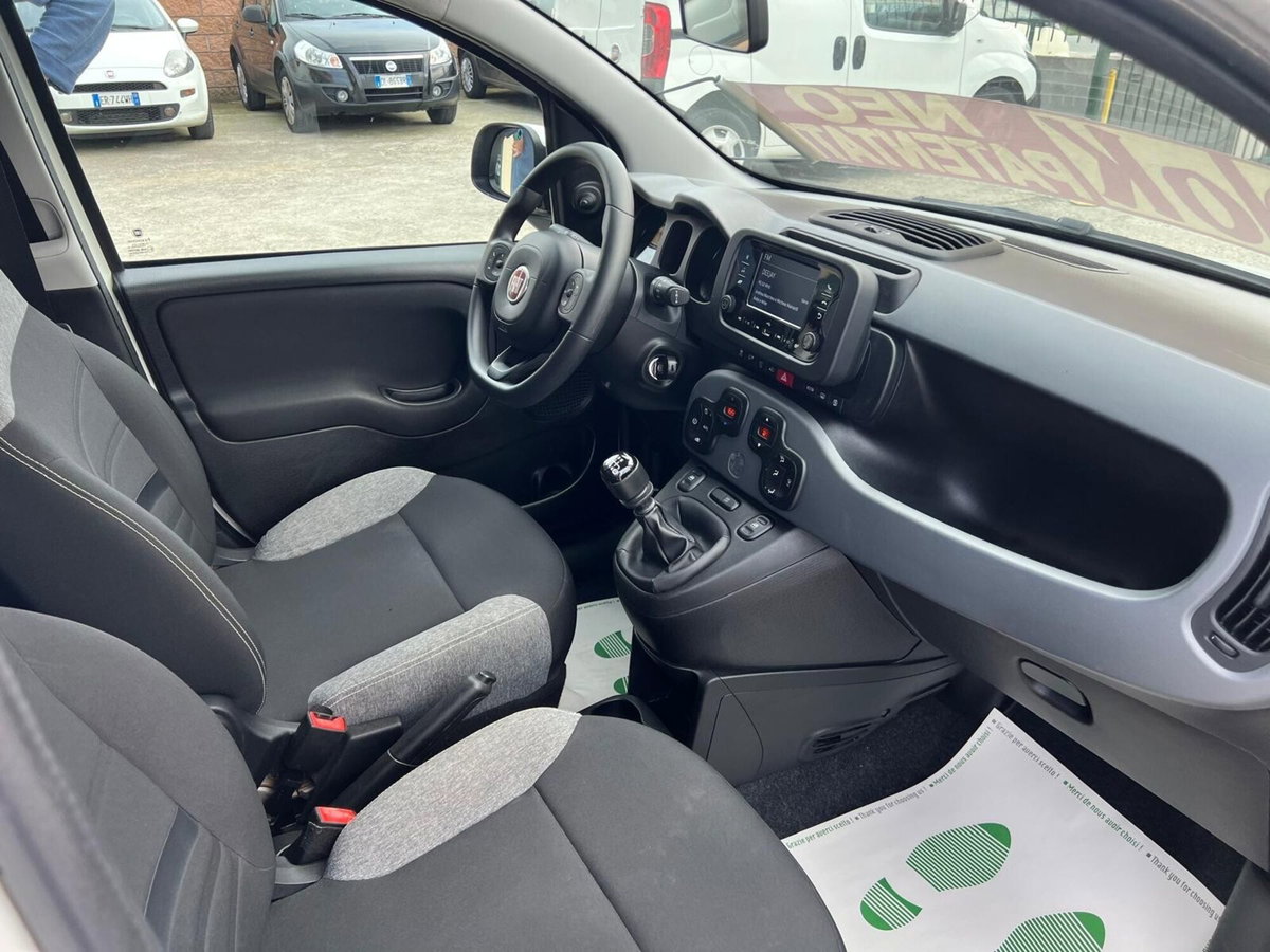 Fiat Panda 1.0 FireFly S&S Hybrid City Cross (10)