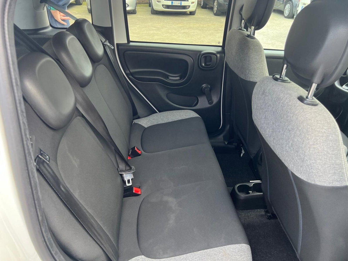 Fiat Panda 1.0 FireFly S&S Hybrid City Cross (13)