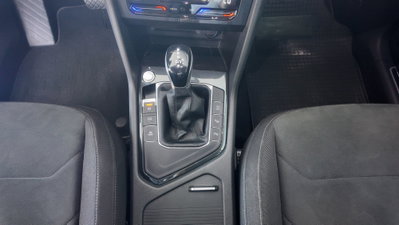 Volkswagen Tiguan 2.0 TDI 150 CV SCR DSG 4MOTION Elegance (11)