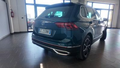 Volkswagen Tiguan 2.0 TDI 150 CV SCR DSG 4MOTION Elegance (3)