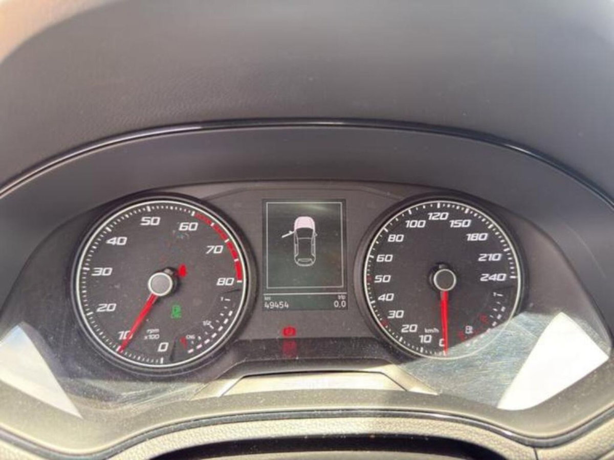 SEAT Ibiza 1.0 TGI 5 porte Style (11)