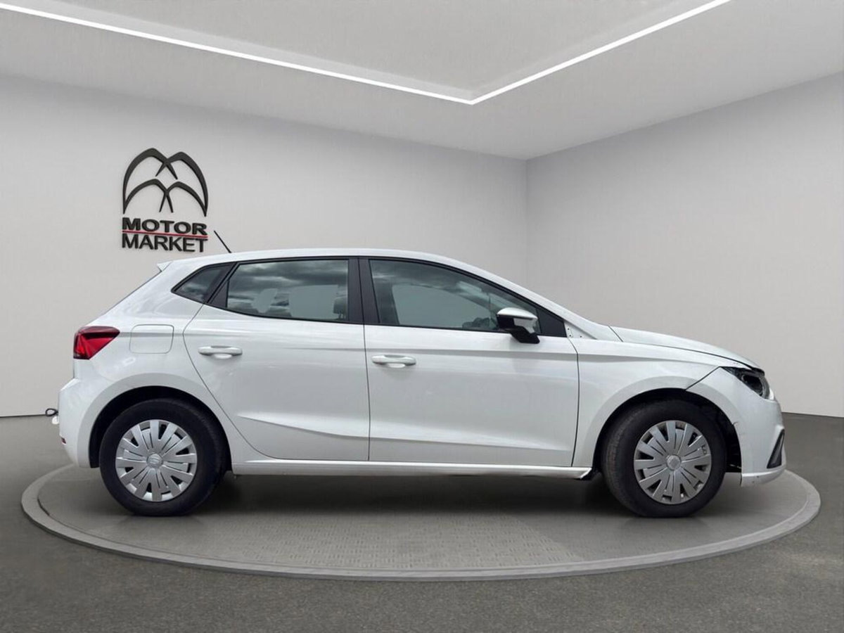 SEAT Ibiza 1.0 TGI 5 porte Style (4)