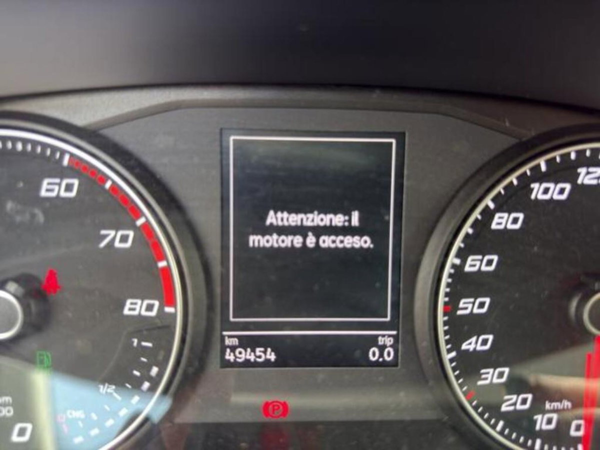 SEAT Ibiza 1.0 TGI 5 porte Style (9)