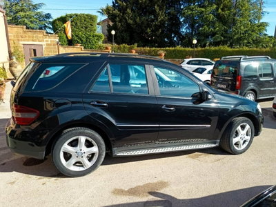Mercedes-Benz Classe ML 320 CDI (5)