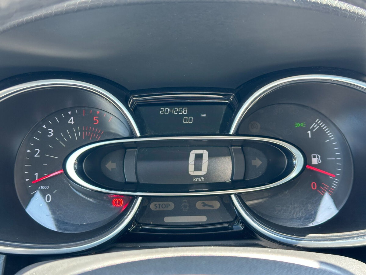 Renault Clio dCi 8V 90CV Start&Stop 5 porte Energy Intens (16)