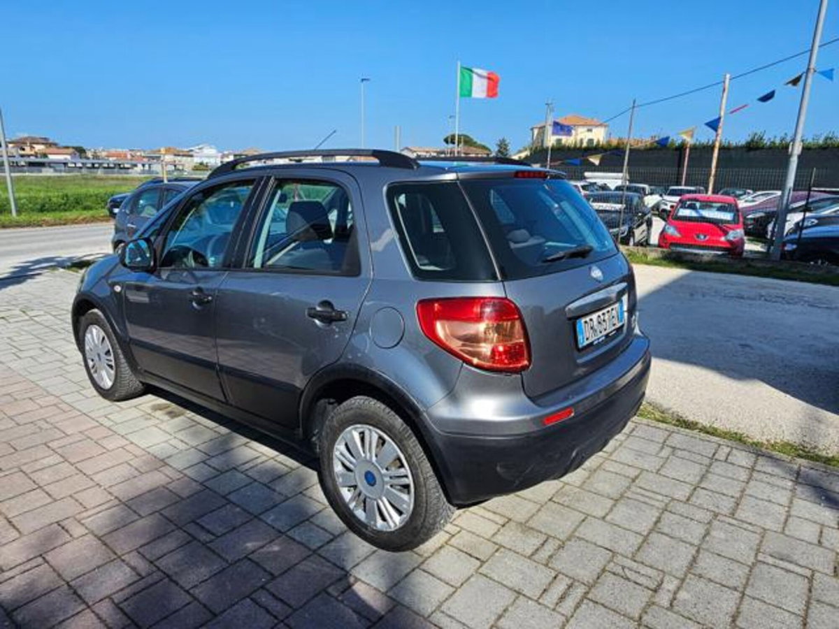 Fiat Sedici 1.9 MJT 4x4 Dynamic (3)