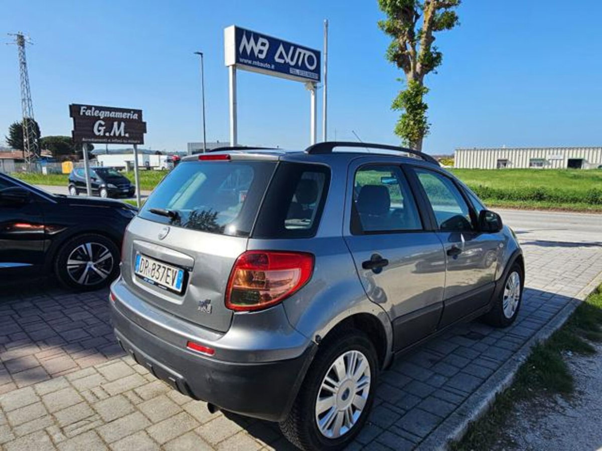 Fiat Sedici 1.9 MJT 4x4 Dynamic (5)
